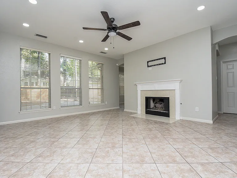 202 W Sterling Pond Cir — Photo 11