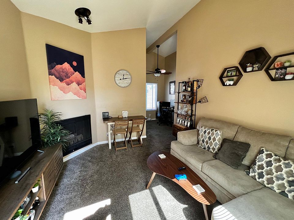 Living room = furniture not included