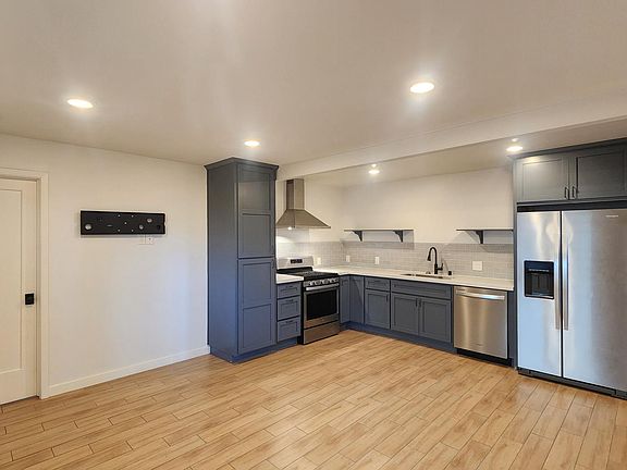 5th image of 1724 T St APT 3