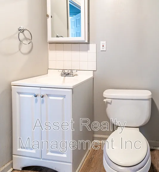 218 W Columbia Ave — Photo 14
