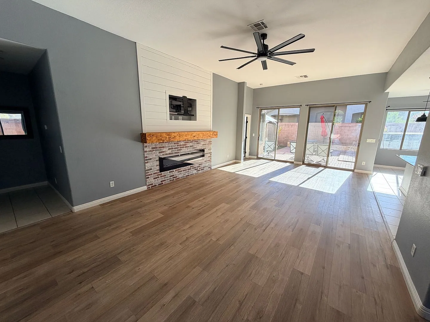 Three Bedroom Single Story in North Las Vegas! — Photo 4