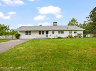 118 Yonderview Rd, Hillsdale, NY 12529