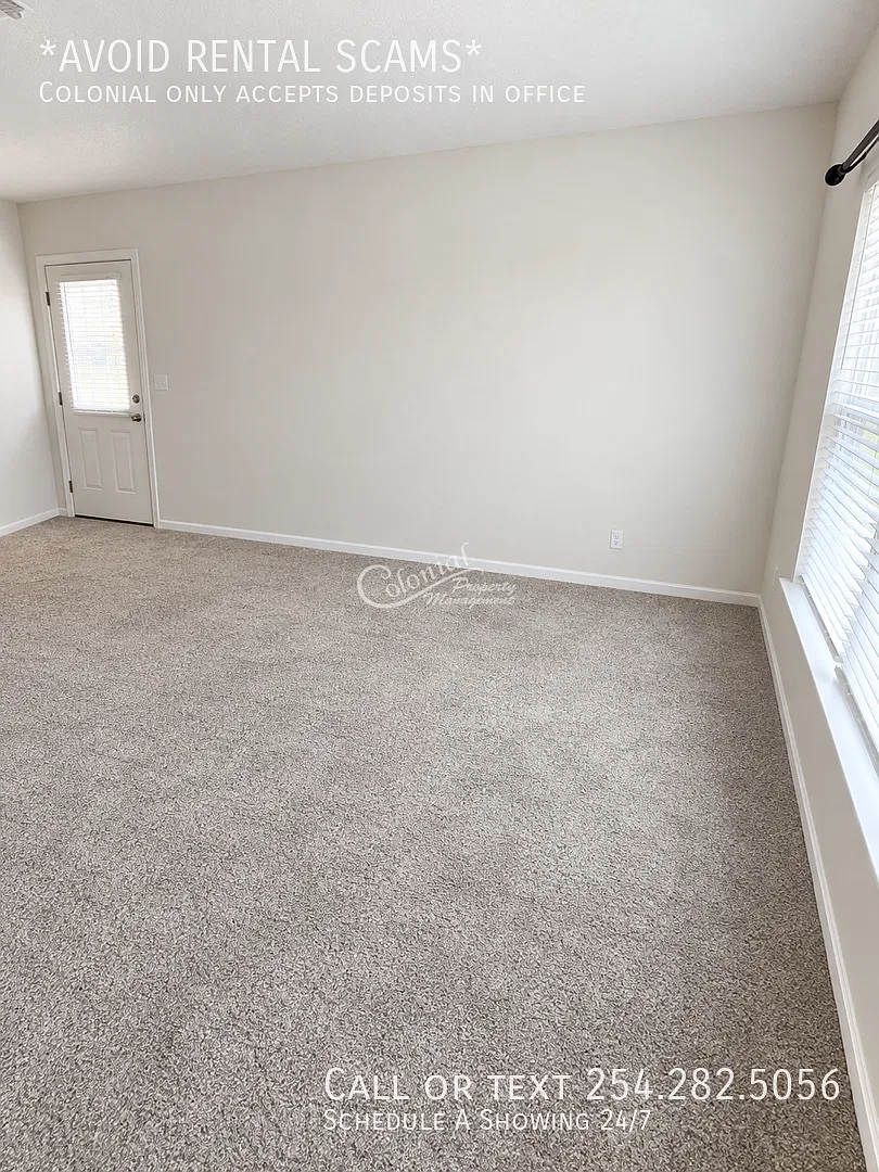 3 bed, 2.0 bath, 1152 sqft, $1,200 — Photo 3