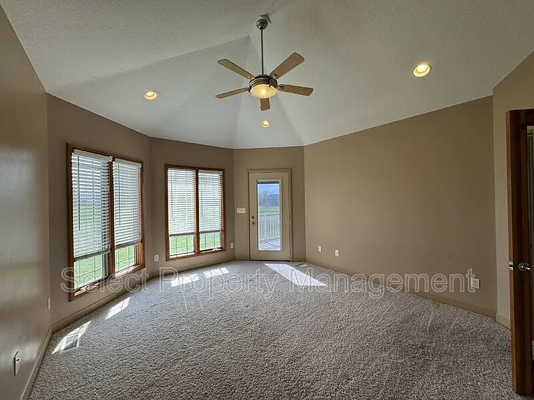 12134 Fairway Winds Ct — Photo 19