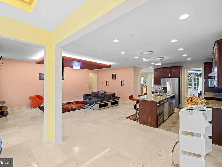 1116 Autumn Brook Ave — Photo 19