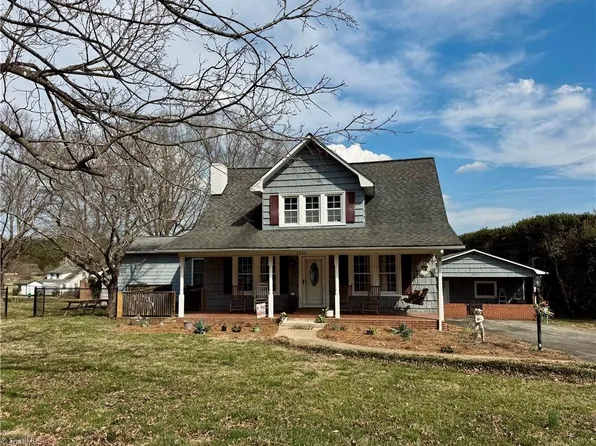 2230 Boone Trl, North Wilkesboro, NC 28659