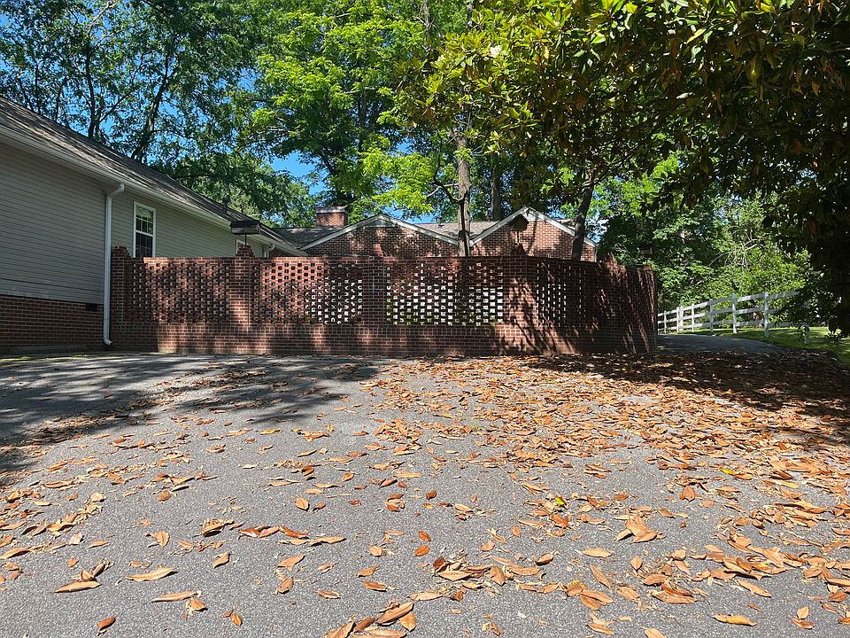 706 N Main St, La Fayette, GA 30728 Zillow