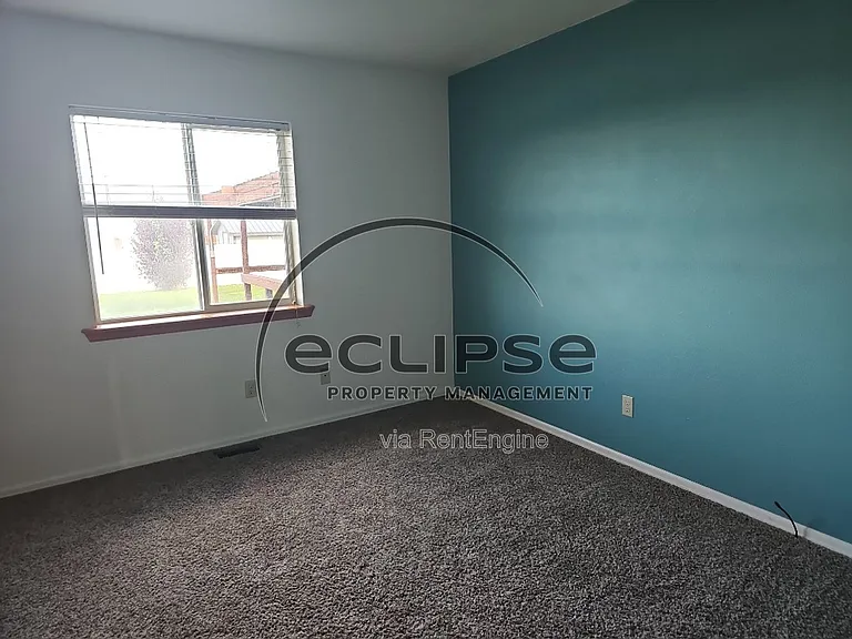 2700 Moran Pl — Photo 6