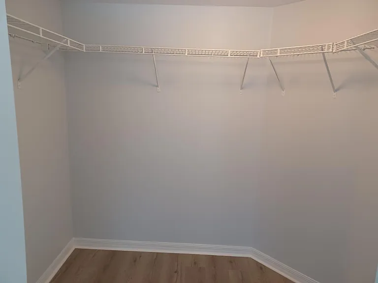 215 Villa Cir — Photo 11