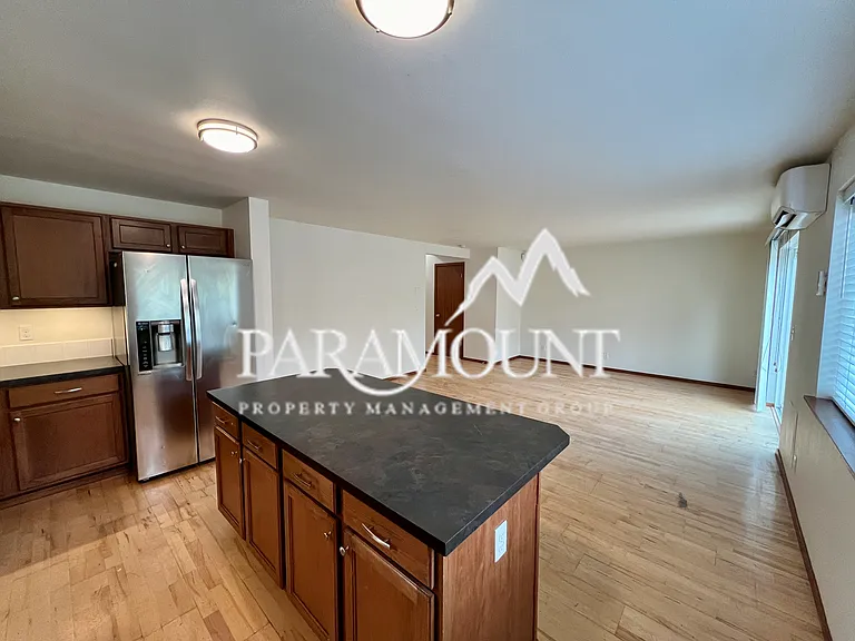 2261 SE Abernathy Ct — Photo 5