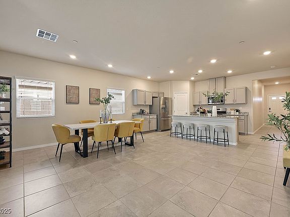 5th image of 12763 Battista Ln