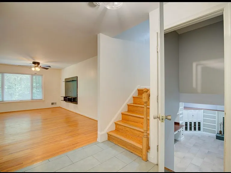 11621 Sourwood Ln — Photo 4