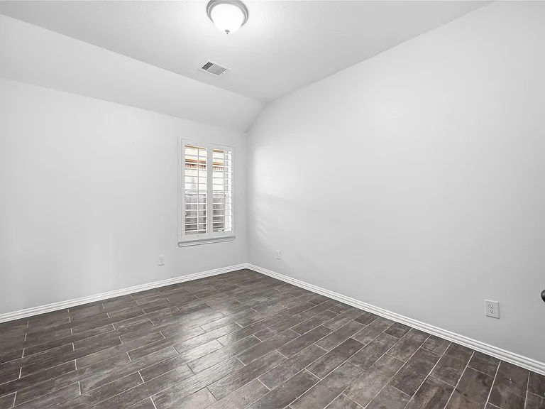 601 Dunlavy Ln — Photo 19