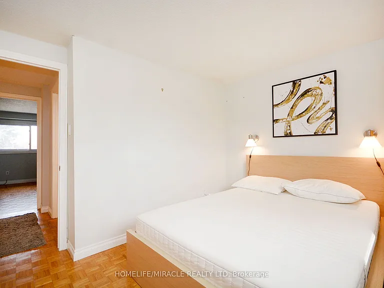 2335 Council Ring Rd — Photo 28