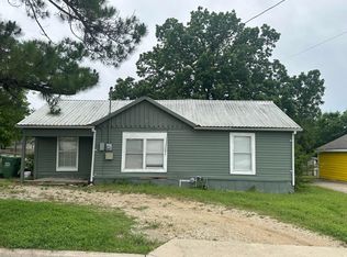 600 Water St, Whitesboro, TX 76273