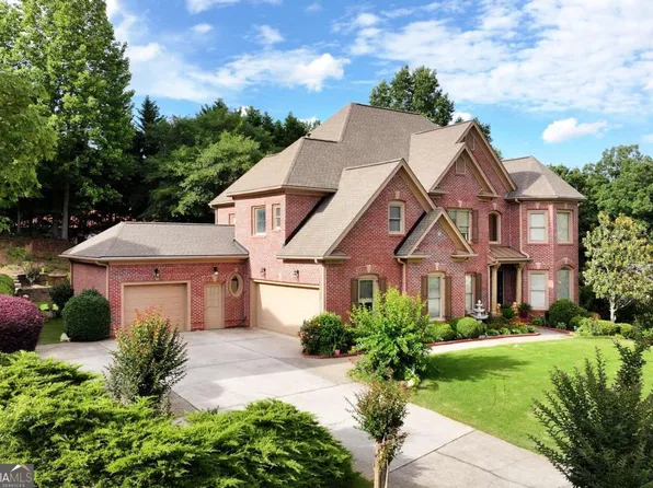 3332 Heathchase Ln, Suwanee, GA 30024