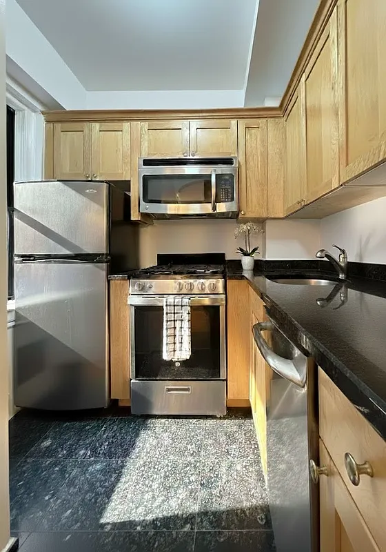 95 Christopher Street #1B in West Village, Manhattan | StreetEasy