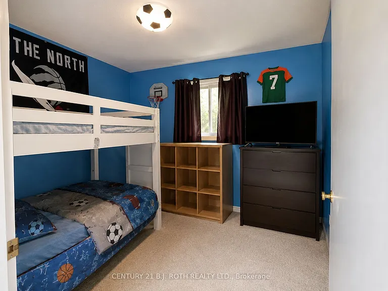 56 Livingstone St W — Photo 5