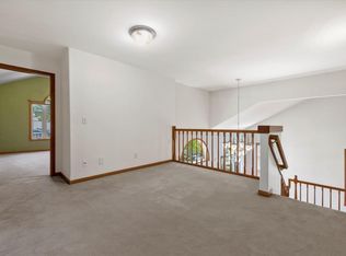 1211 Appaloosa Trl, Racine, WI 53402