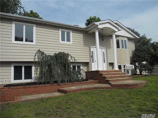 1st image of 2917 Devon Ave