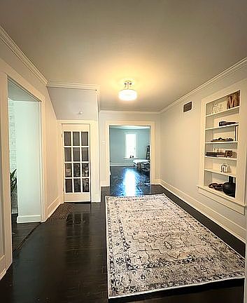 4th image of 607 E Church Ave