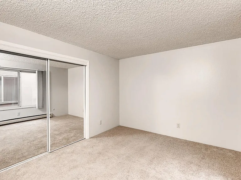 Coronado | Boulder, Co Apartments