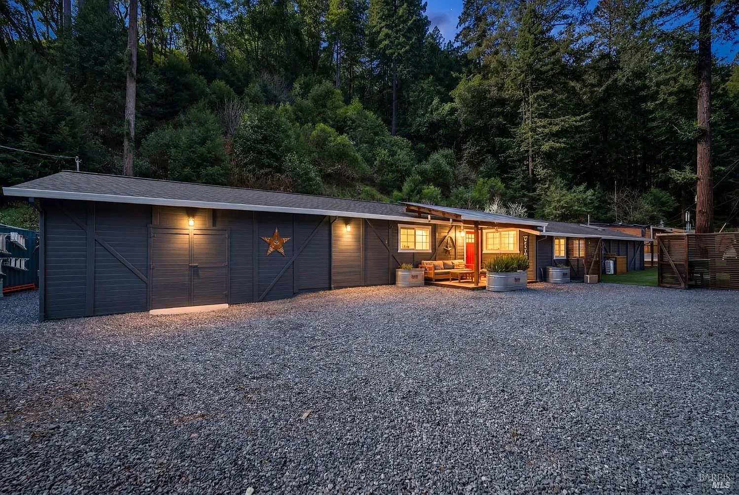 11207 Vellutini Road photo 1
