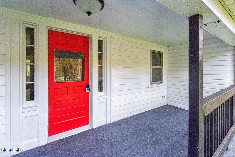 3rd image of 1809 Ridge Road