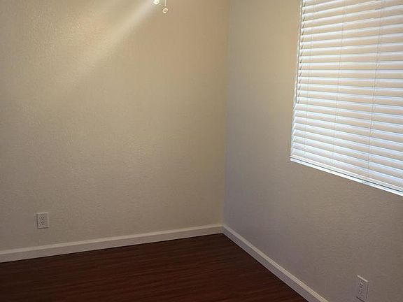 3rd image of 13109 Kornblum Ave APT 17