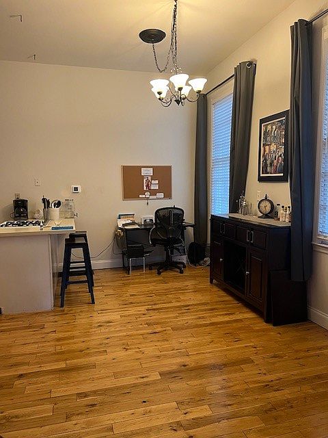 Dining/Kitchen Area