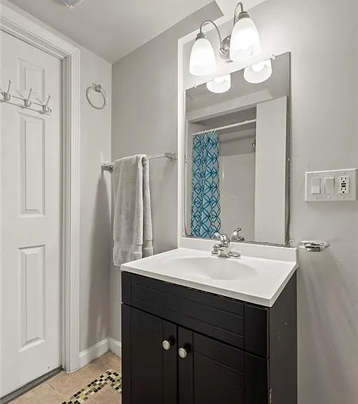 10950 Kimball Crest Dr — Photo 34