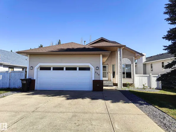 215 Peter Close NW, Edmonton, AB T5T 5Y5