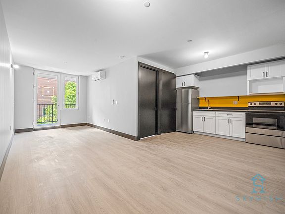 2nd image of 254 Winthrop St #2D