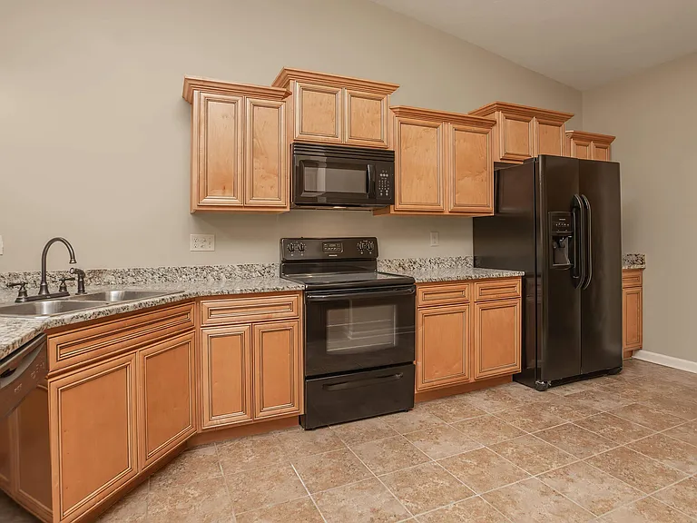 Stonewater Place Apartments — Photo 35