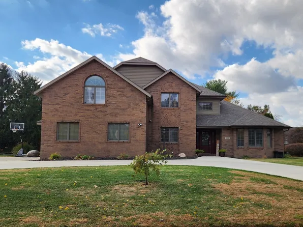 501 S Riviera Ln, Yorktown, IN 47396