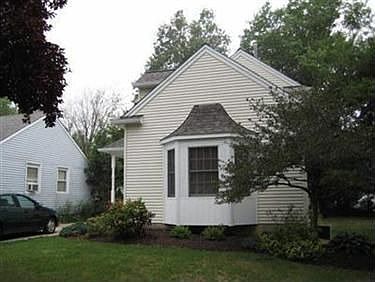1st image of 135 Fay Ave