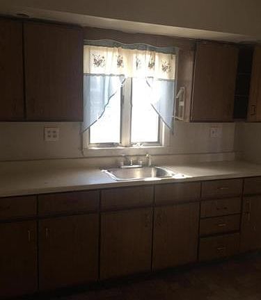 5th image of 1217 S 1219 Main Ave