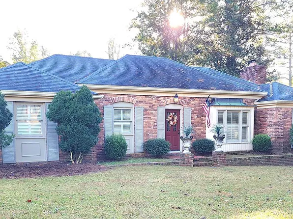 1197 Matthews Pl, Macon, GA 31210