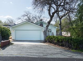 11586 Linnet Ct, Penn Valley, CA 95946