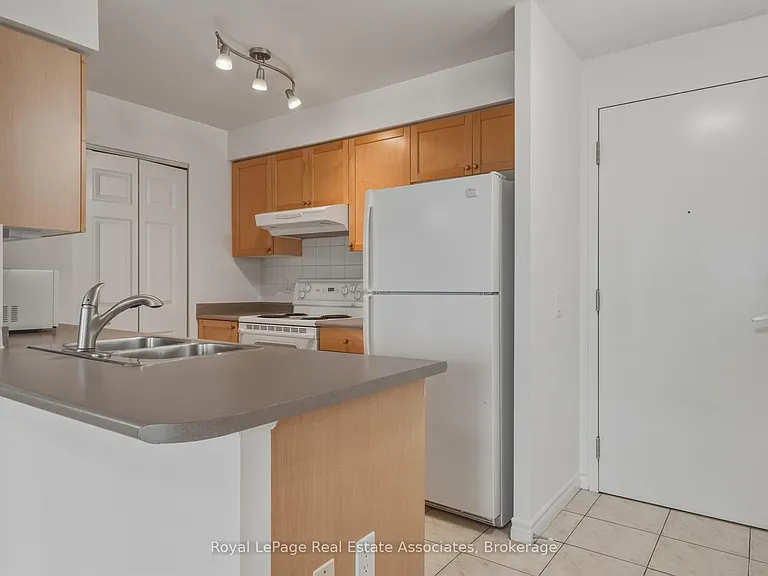 55 Strathaven Dr #1202 — Photo 2