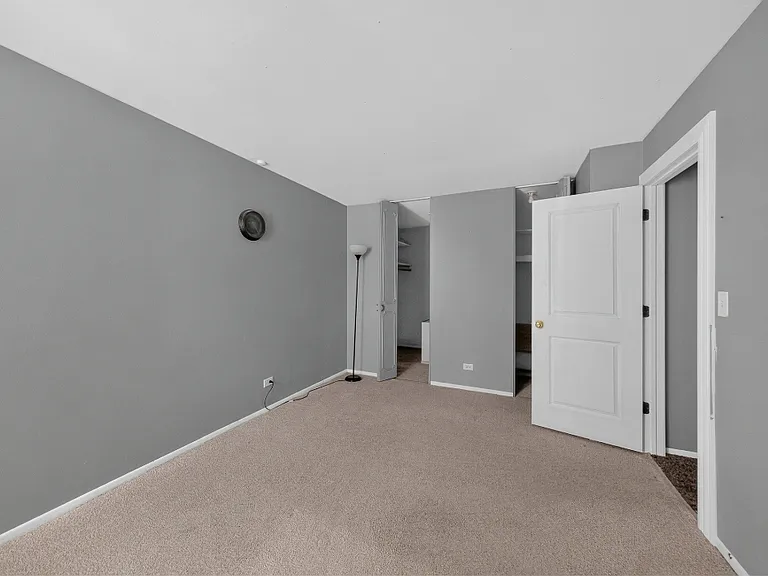 614 Bryn Mawr Ct — Photo 17