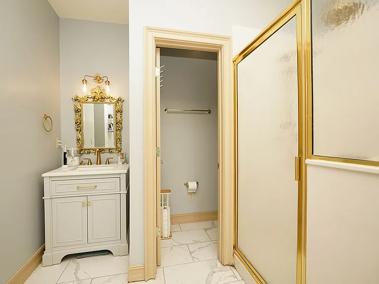 428 Riverchase Blvd — Photo 22