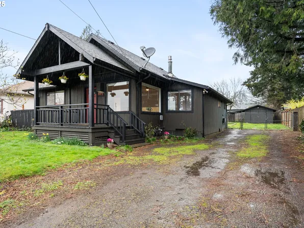 9615 SE Cora St, Portland, OR 97266