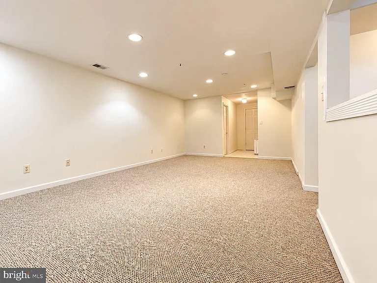 20937 Cox Mills Ct — Photo 30