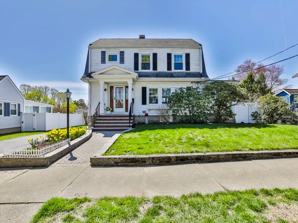 18 Eastern Ave, Wakefield, MA 01880