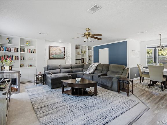 4th image of 3622 Loxley Ln