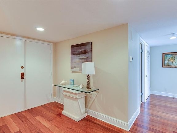 4th image of 1460 Gulf Blvd APT 812