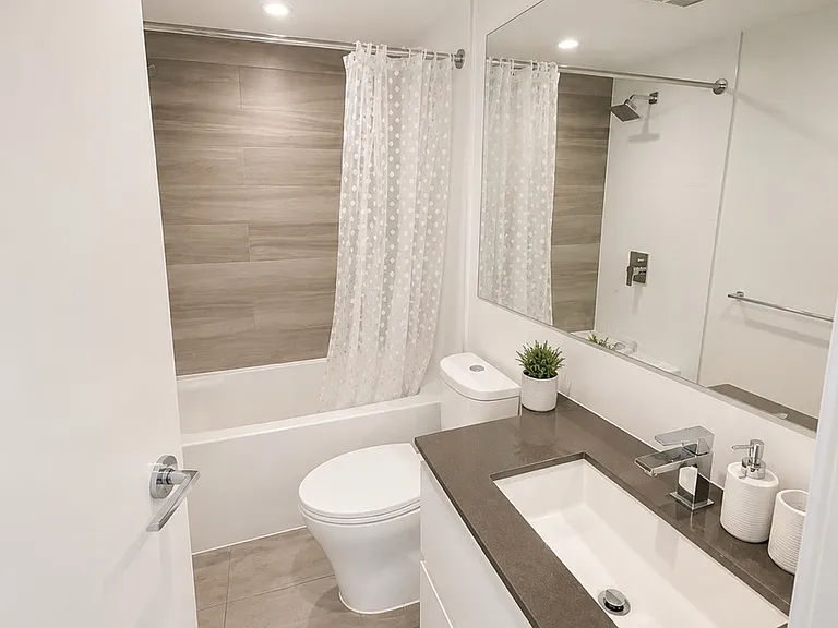 13615 Fraser Hwy #24 — Photo 10
