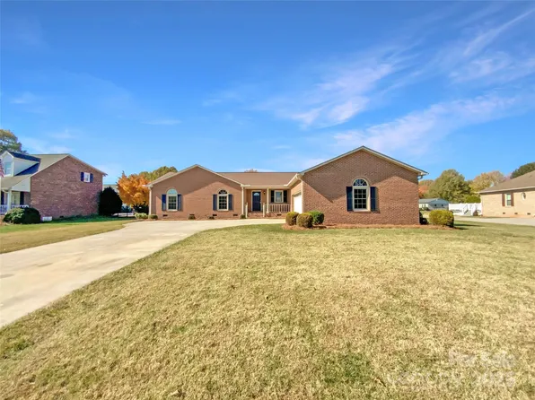 364 Palmer Cir, Rockwell, NC 28138