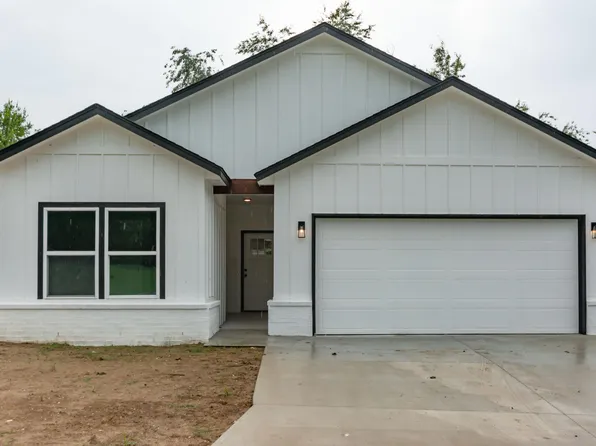 916 Britni Ln, Grove, OK 74344